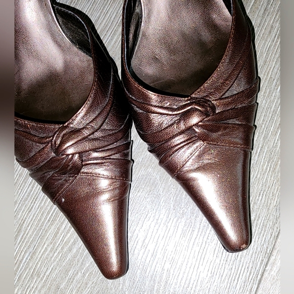 Aldo | Metallic Brown | Izzy Knot |Leather | Pointed Toe | Kitten Heels | Size 8 - Picture 7 of 12